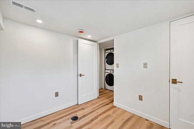 1525 FORT DAVIS ST SE, Washington, DC 20020