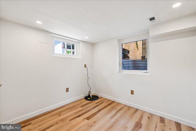 1525 FORT DAVIS ST SE, Washington, DC 20020