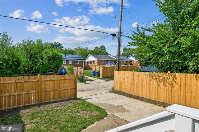1525 FORT DAVIS ST SE, Washington, DC 20020