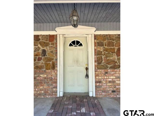 645 W Loop 564, Mineola, TX 75773