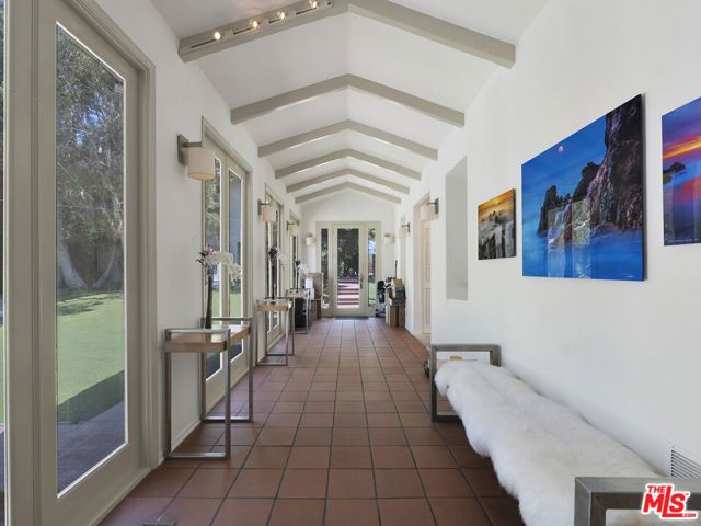 6805 Wildlife Road, Malibu, CA 90265