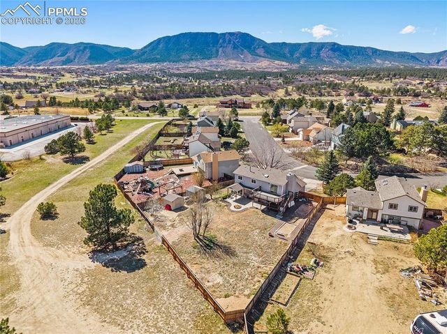 686 Trumbull Lane, Monument, CO 80132