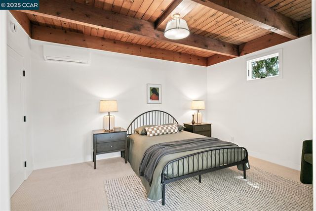 2703 Mathews St, Berkeley, CA 94702