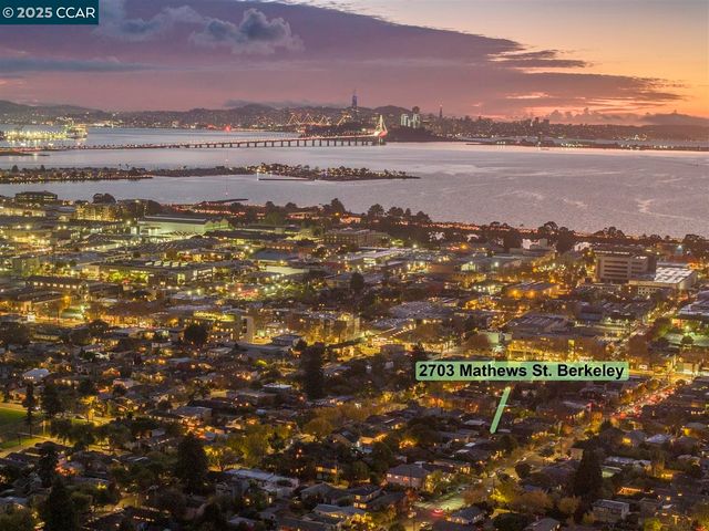 2703 Mathews St, Berkeley, CA 94702