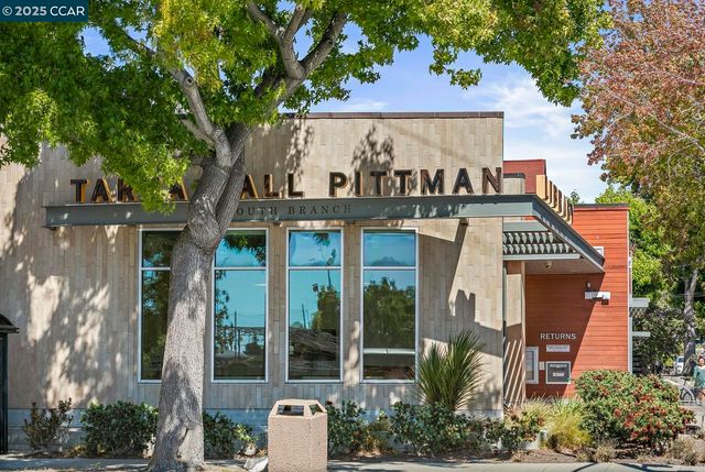 2703 Mathews St, Berkeley, CA 94702