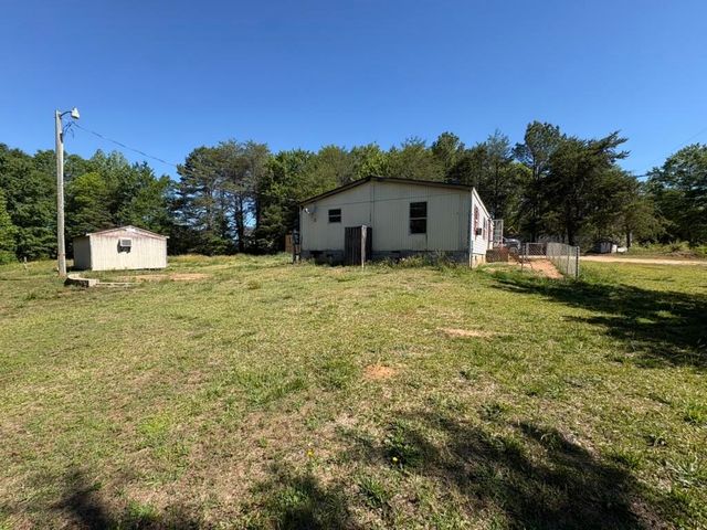 704 Spencer Creek Rd, Campobello, SC 29322