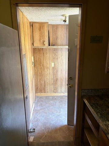 704 Spencer Creek Rd, Campobello, SC 29322