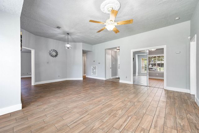 11923 Cottonwood Lane, Cypress, TX 77429