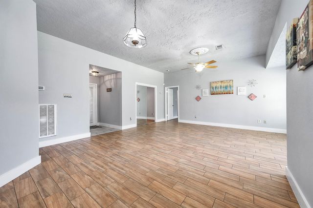 11923 Cottonwood Lane, Cypress, TX 77429
