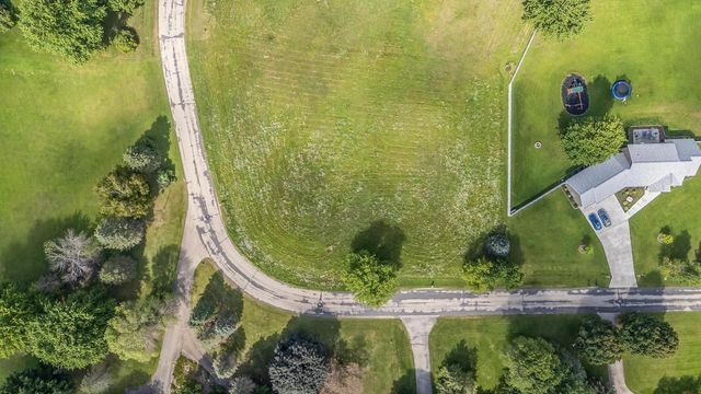 HUNTERS ROAD, Hortonville, WI 54944