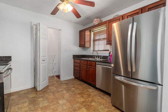 1188 Willow Ter, Clarksville, TN 37043