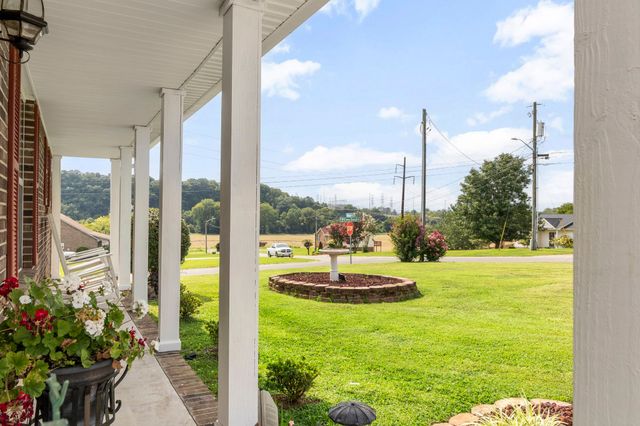 1188 Willow Ter, Clarksville, TN 37043