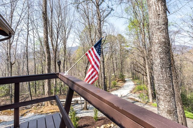 439 Granny Squirrel Drive, Andrews, NC 28901