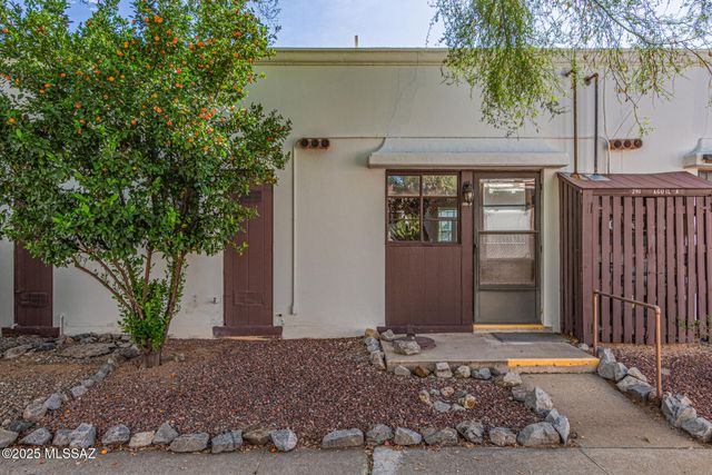 290 S Paseo Aguila Unit C, Green Valley, AZ 85614