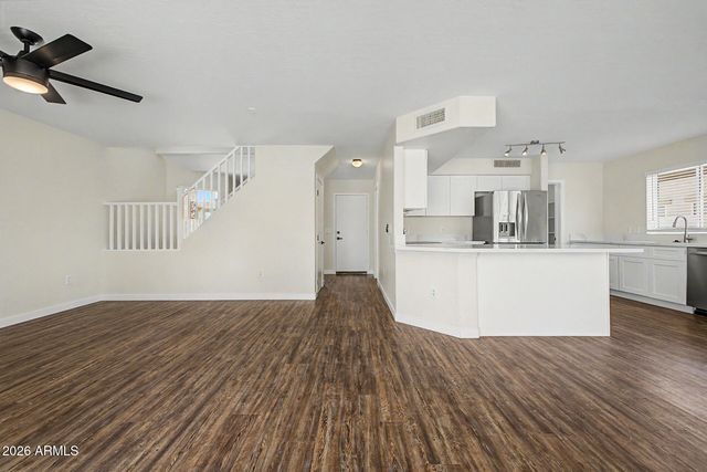 6046 N FLORENCE Avenue, Litchfield Park, AZ 85340