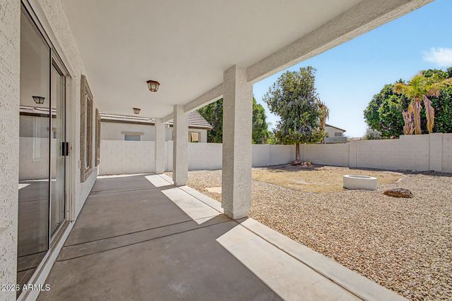 6046 N FLORENCE Avenue, Litchfield Park, AZ 85340