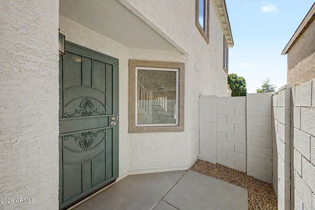 6046 N FLORENCE Avenue, Litchfield Park, AZ 85340