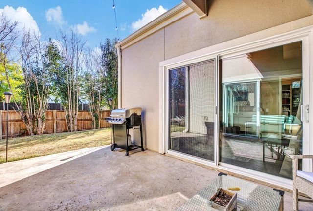 5915 Smoke Glass Trail, Dallas, TX 75252