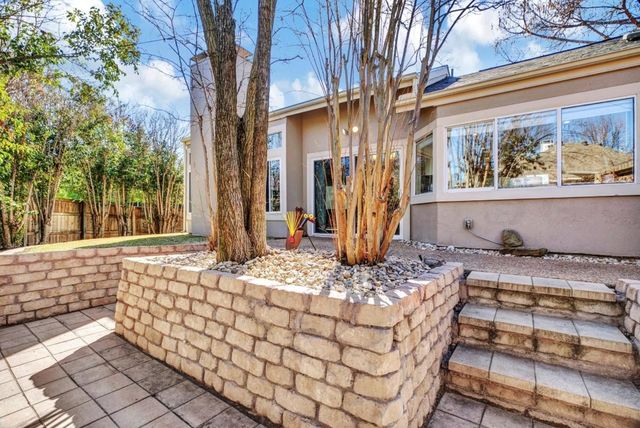 5915 Smoke Glass Trail, Dallas, TX 75252