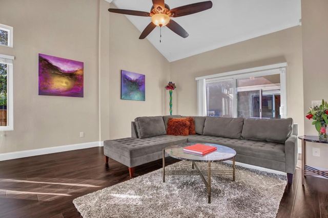 5915 Smoke Glass Trail, Dallas, TX 75252