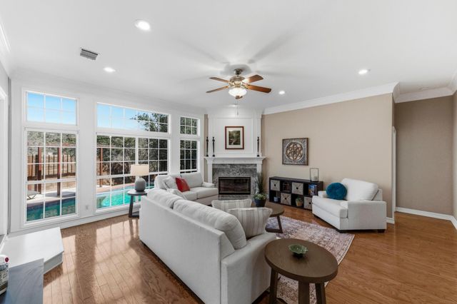 10609 Skyflower DR, Austin, TX 78759