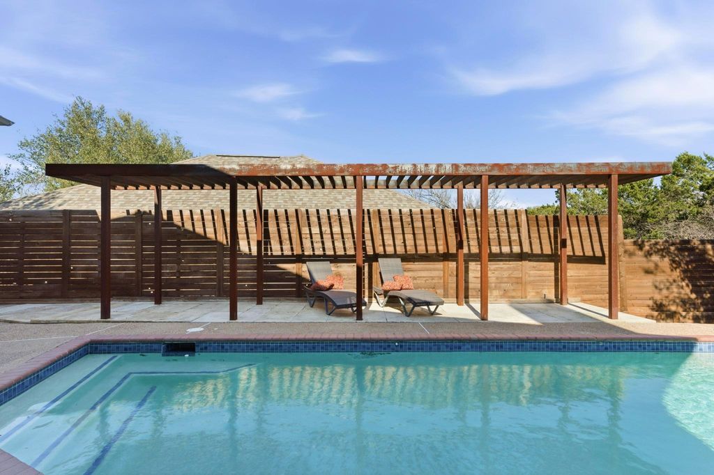 10609 Skyflower DR, Austin, TX 78759