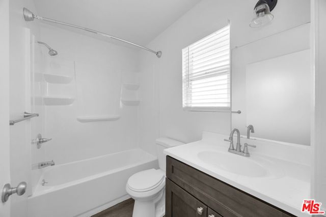 663 W 5th Street, San Pedro (los Angeles), CA 90731