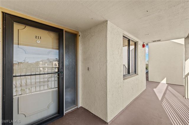 21420 Bay Village DR 211, Fort Myers Beach, FL 33931