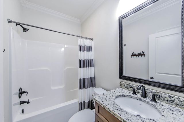 103 Woodburn Drive, Houma, LA 70364