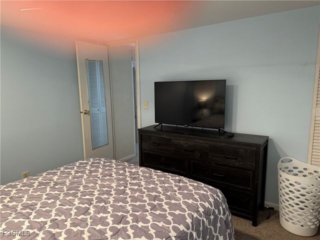 49 Poinsettia DR, Fort Myers, FL 33905