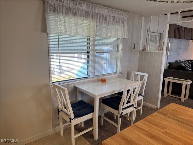 49 Poinsettia DR, Fort Myers, FL 33905