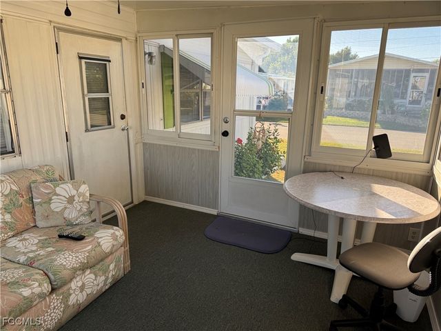 49 Poinsettia DR, Fort Myers, FL 33905