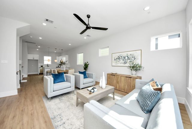 1207 Cavalcade Street A, Houston, TX 77009