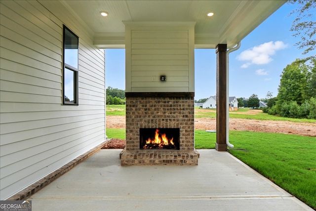 97 Old Town Road, Monroe, GA 30656