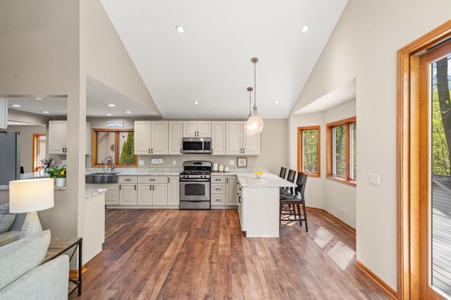 6233 76th Avenue, Schererville, IN 46375