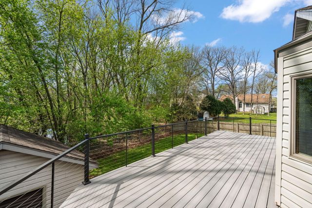 6233 76th Avenue, Schererville, IN 46375