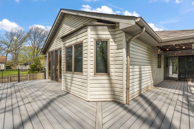 6233 76th Avenue, Schererville, IN 46375