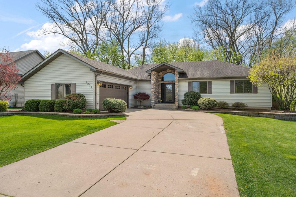 6233 76th Avenue, Schererville, IN 46375