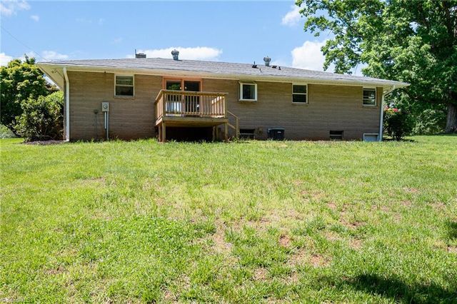 3125 YMCA Camp Road, King, NC 27021