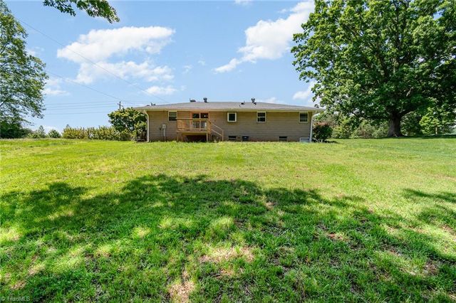 3125 YMCA Camp Road, King, NC 27021