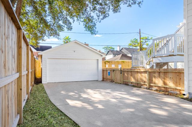 3236 Binz Street, Houston, TX 77004