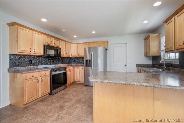 3044 Brookhill Court, Georgetown, IN 47122