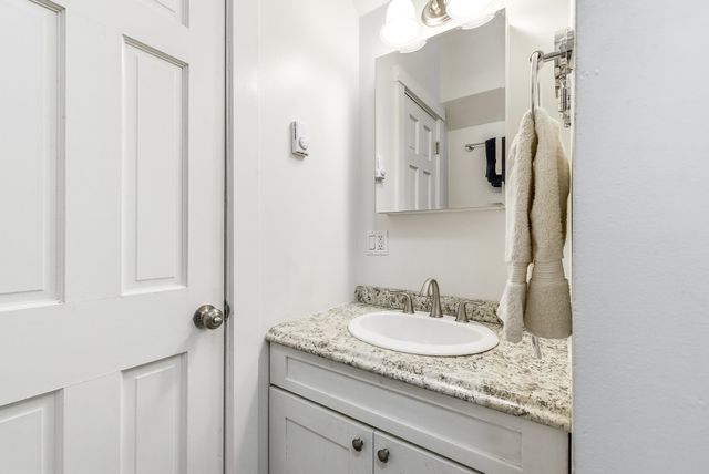 15 Woodworth Avenue, Portsmouth, NH 03801