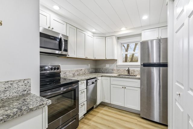 15 Woodworth Avenue, Portsmouth, NH 03801