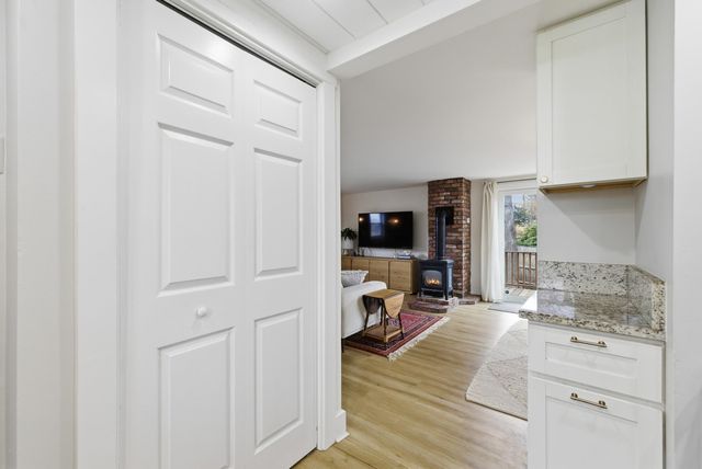 15 Woodworth Avenue, Portsmouth, NH 03801