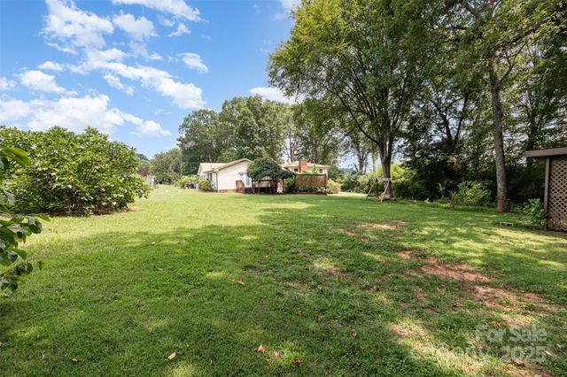 9825 Hagers Road, Huntersville, NC 28078