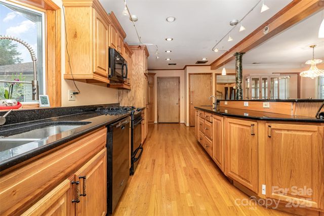 9825 Hagers Road, Huntersville, NC 28078