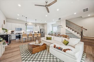 4919 Avenue J, Houston, TX 77011