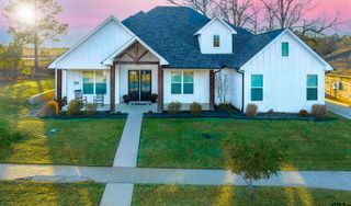 4205 Savannah Hills, Longview, TX 75605