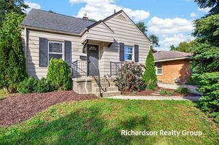 1055 NE Crescent Street, Grand Rapids, MI 49503